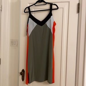 Equipment dress